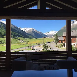 Hotel apartamentowy Cronox Vinecc