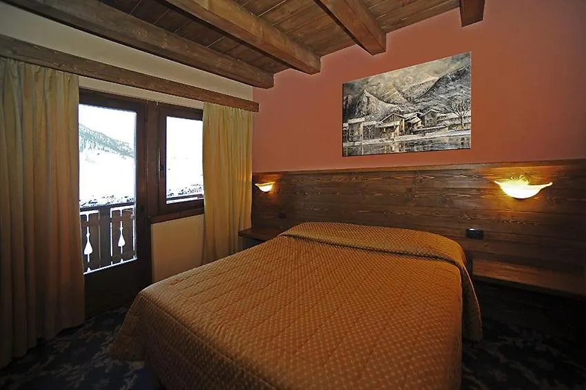 ** מלון דירות ליביניו Chalet Garden איטליה