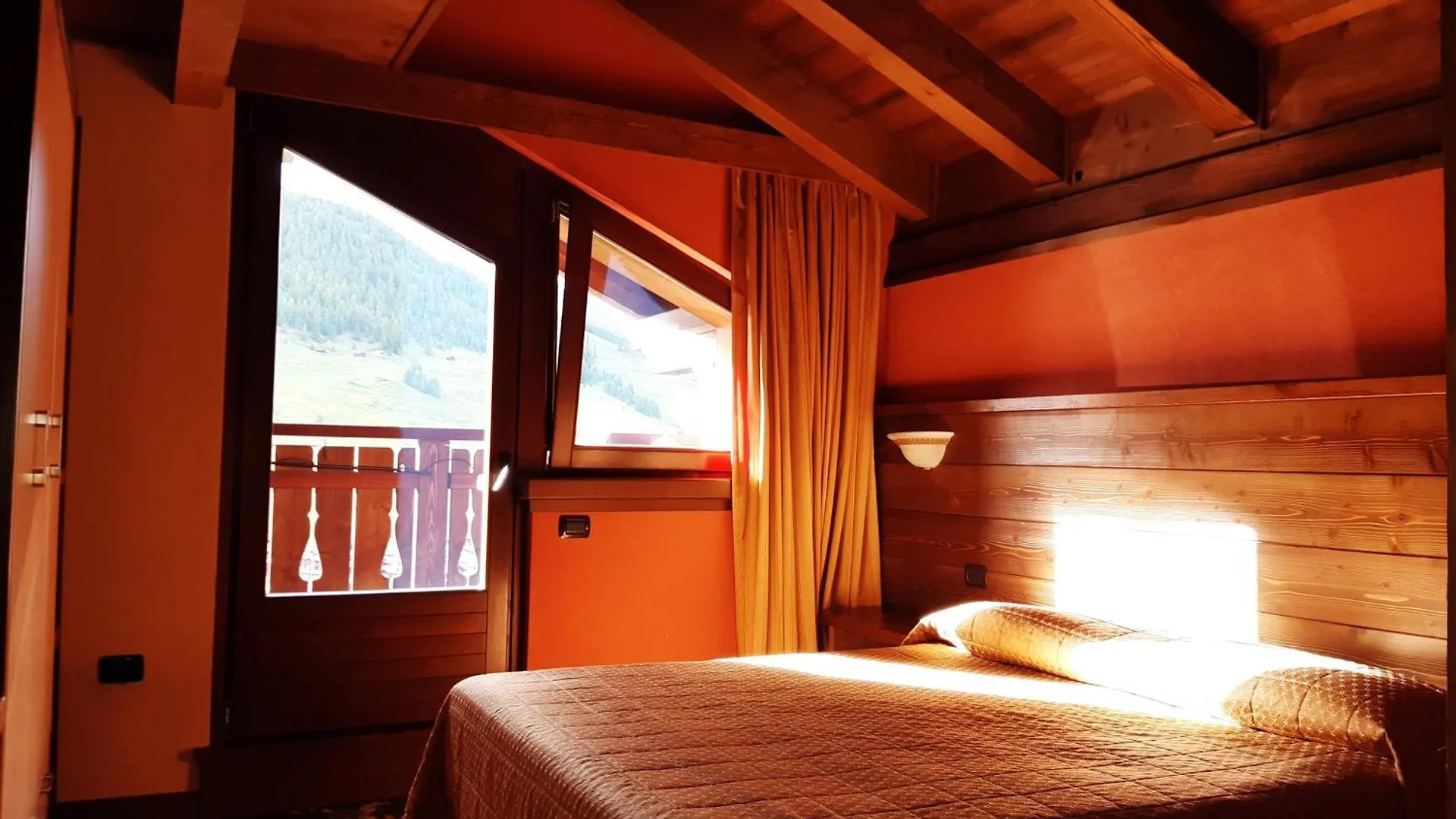 Chalet Garden Livigno Italy